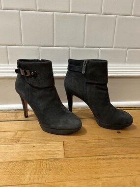 Vince Camuto Women's Suede High-Heel Ankle Booties, sz 7,5